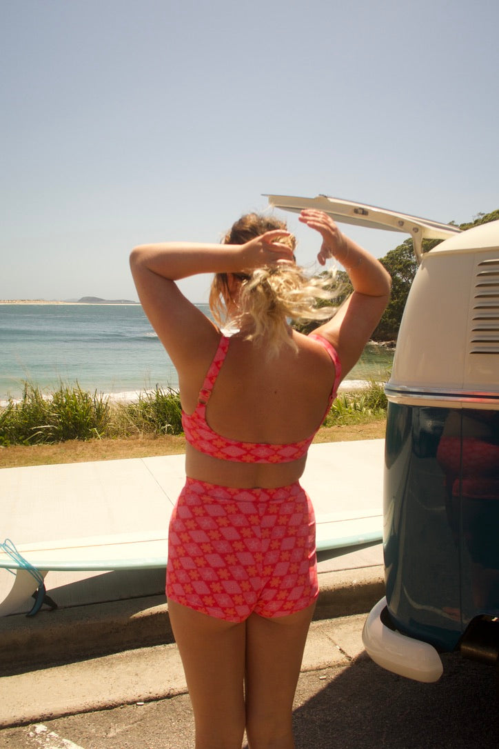 Maya Surf Shorts -CORALICIOUS