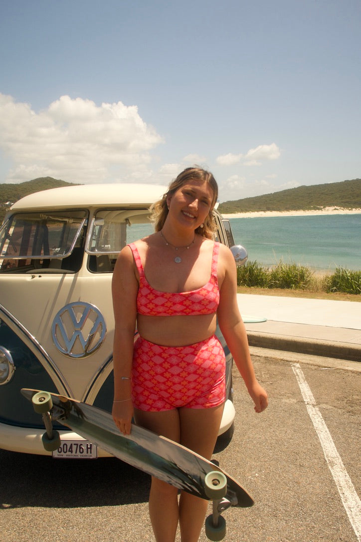 Maya Surf Shorts -CORALICIOUS